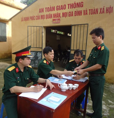 Toàn quân tăng cường công tác bảo đảm trật tự, an toàn giao thông